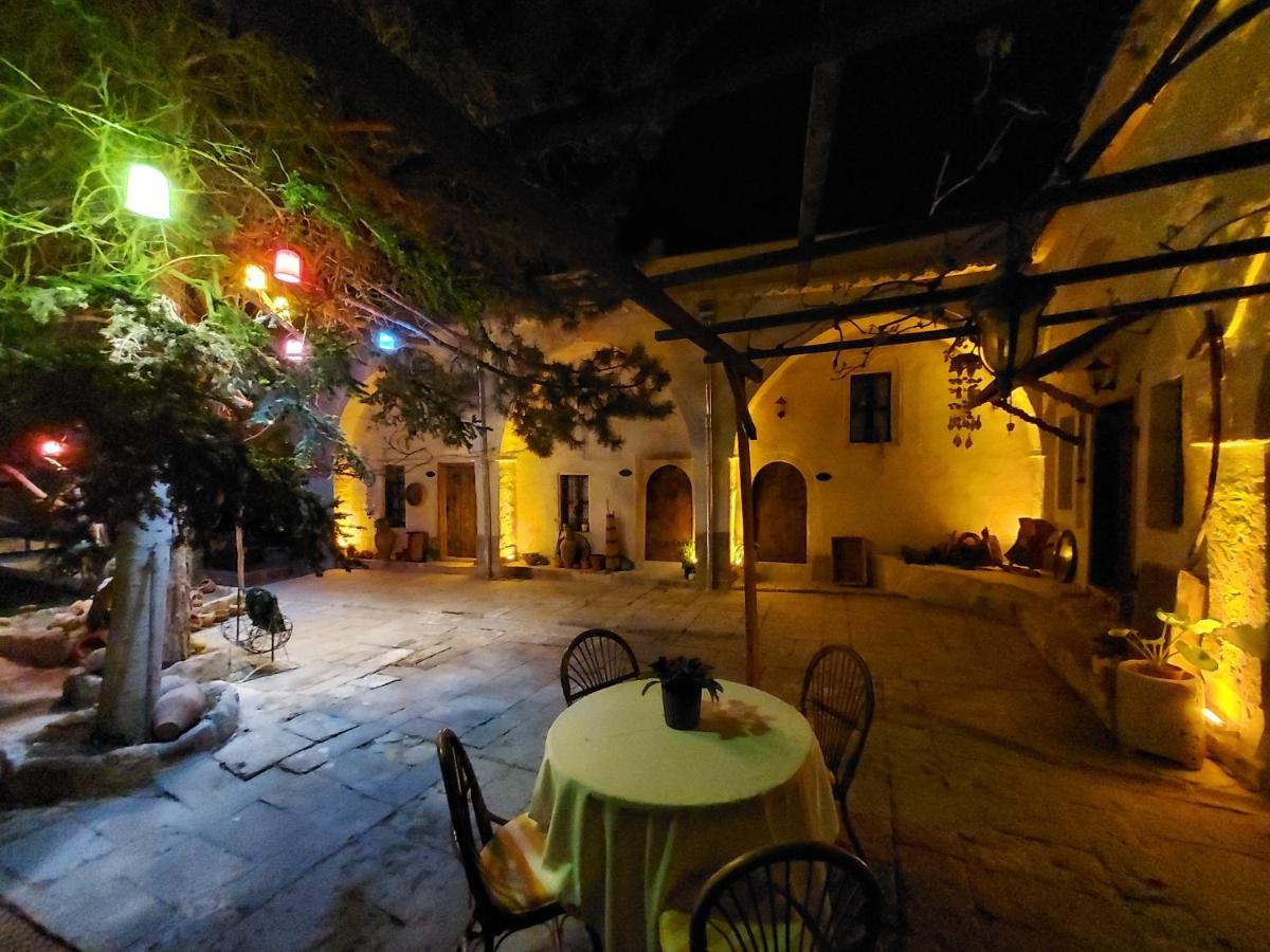 Armesos Cave Hotel Ürgüp Exterior foto