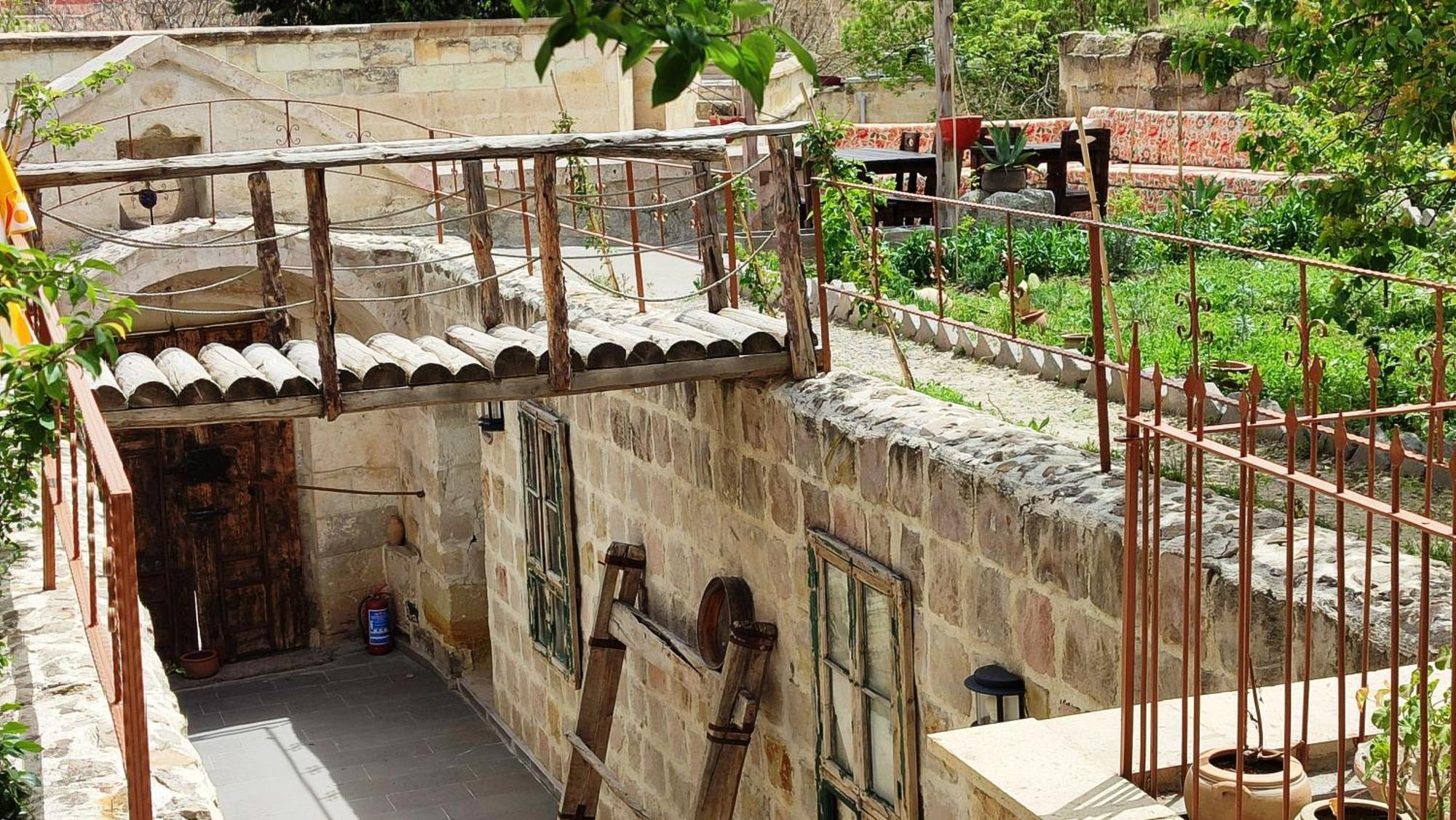 Armesos Cave Hotel Ürgüp Exterior foto